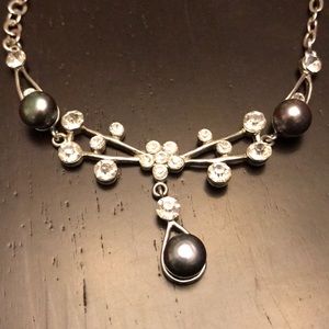 Beautiful Gray Pearl and Diamond Necklace